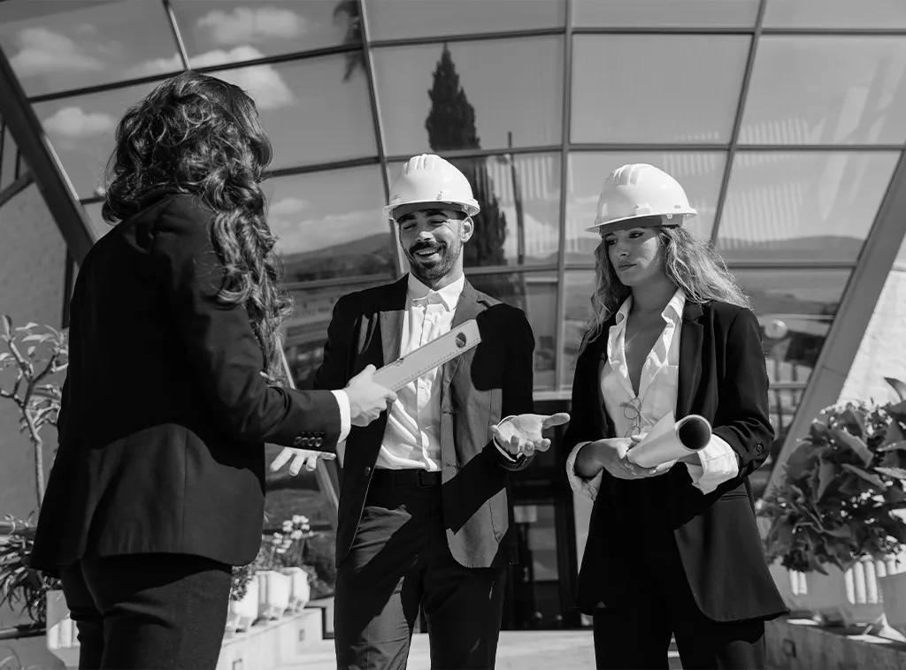 Promotores y constructores